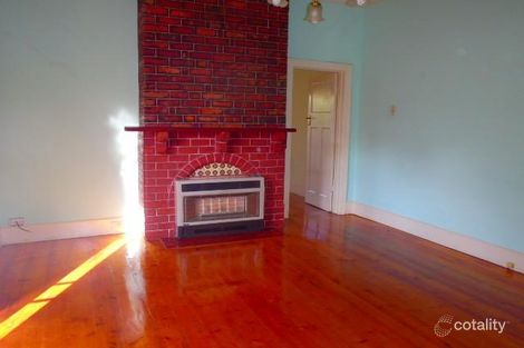 Property photo of 2/24 Rockbeare Grove Ivanhoe VIC 3079