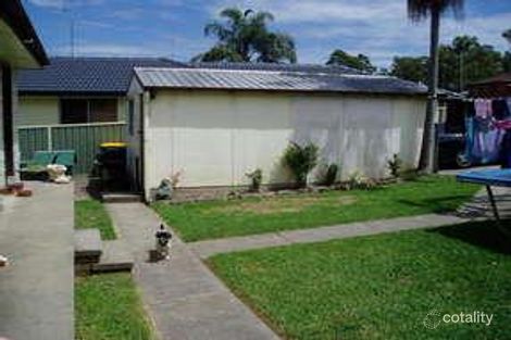 Property photo of 19 Woolley Close Thornton NSW 2322