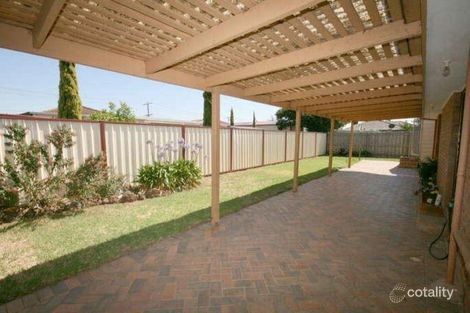 Property photo of 1 Coventry Drive Werribee VIC 3030