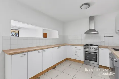 Property photo of 137 Duncan Drive Pakenham VIC 3810