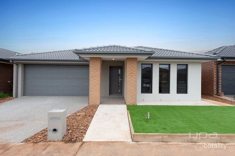 12 Louisville Dr, Thornhill Park, VIC 3335