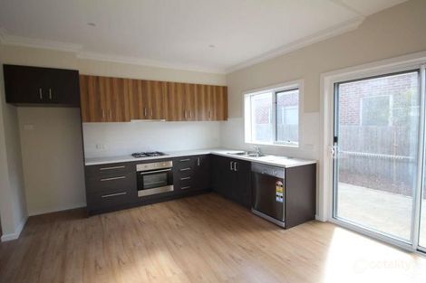 Property photo of 2/7 Trewheela Avenue Manifold Heights VIC 3218