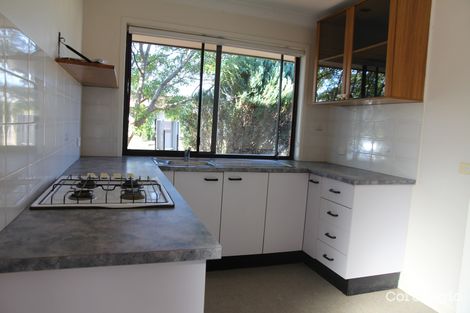 Property photo of 11 Cassinia Court Wattle Grove NSW 2173