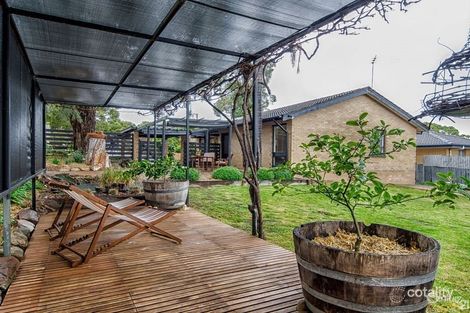 Property photo of 25 Harold Lea Way Hackham SA 5163