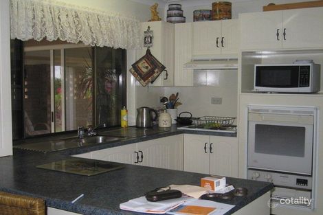 Property photo of 52 Douglas Street Gracemere QLD 4702