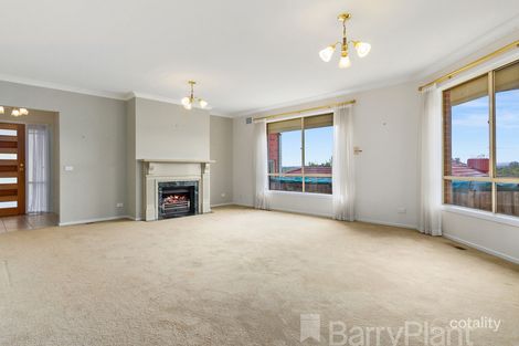 Property photo of 14 Hillrise Crescent Chirnside Park VIC 3116