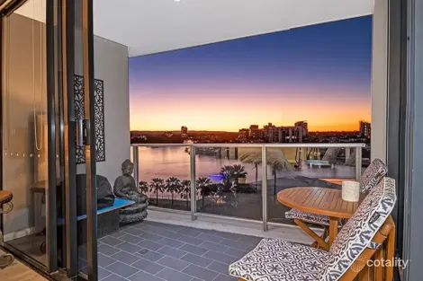 602/4 Wahroonga Pl, Surfers Paradise, QLD 4217