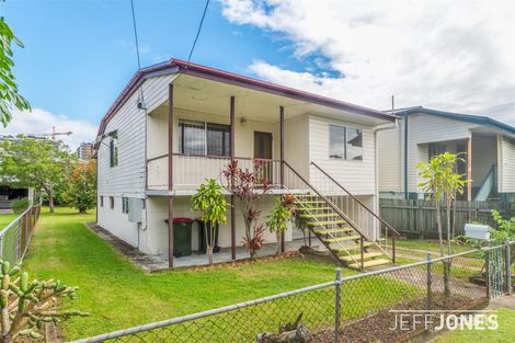Property photo of 11 Leamington Street Woolloongabba QLD 4102