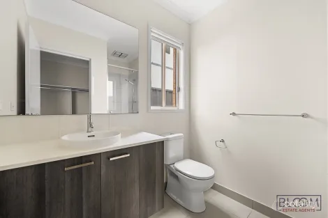 Property photo of 23 Wolfson Street Tarneit VIC 3029