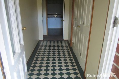 Property photo of 6 Finley Close Windradyne NSW 2795