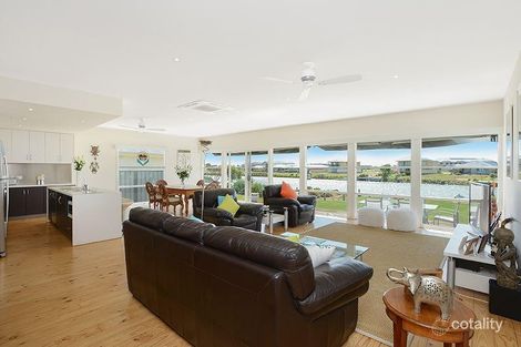 131 Wentworth Pde, Hindmarsh Island, SA 5214