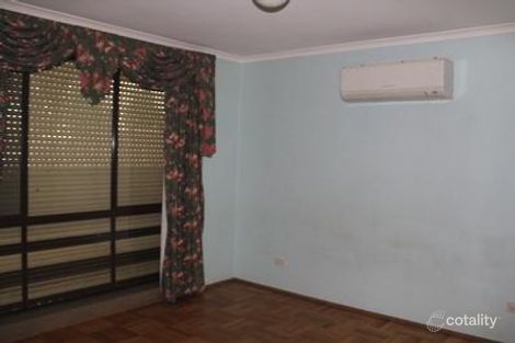Property photo of 38 Henley Gardens Sunshine North VIC 3020