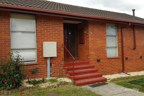 Property photo of 118 Pound Road Hampton Park VIC 3976