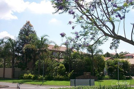 33 Paramount Cct, Mcdowall, QLD 4053