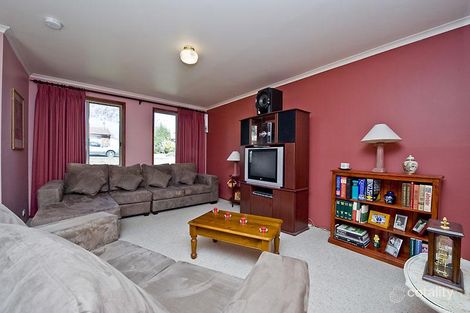 Property photo of 15 Ironbark Crescent Banks ACT 2906