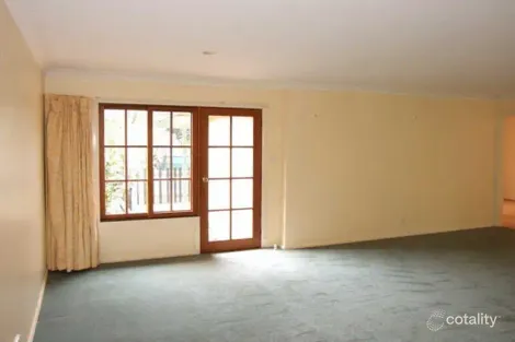 Property photo of 10 Friendship Place Orange NSW 2800