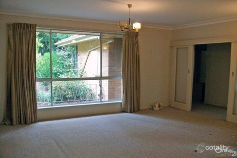 Property photo of 4 Lockhart Road Ringwood North VIC 3134