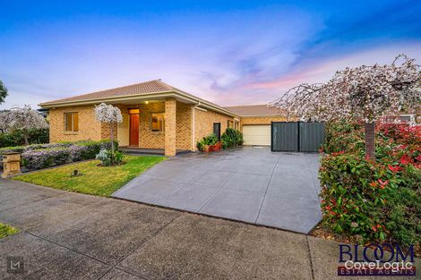 Property photo of 23 Cheltenham Close Craigieburn VIC 3064