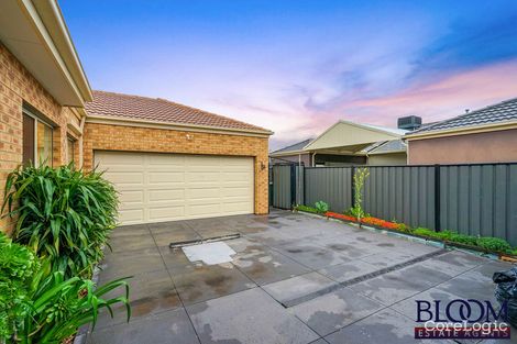 Property photo of 23 Cheltenham Close Craigieburn VIC 3064