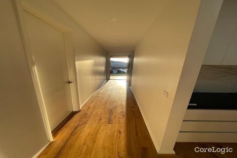 Property photo of 32 Echidna Drive Beveridge VIC 3753