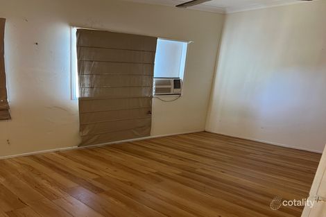 Property photo of 27 Taylor Street Keppel Sands QLD 4702