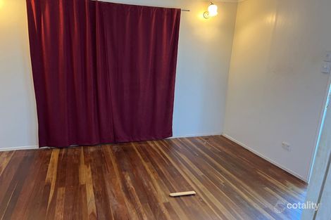 Property photo of 27 Taylor Street Keppel Sands QLD 4702