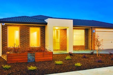 Property photo of 8 Odyssey Way Officer VIC 3809