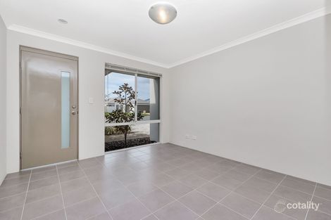 Property photo of 294 Peelwood Parade Halls Head WA 6210