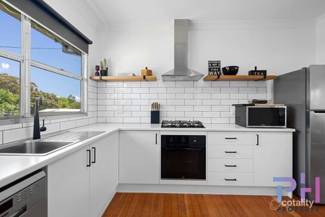 Property photo of 51 Bennett Street Long Gully VIC 3550