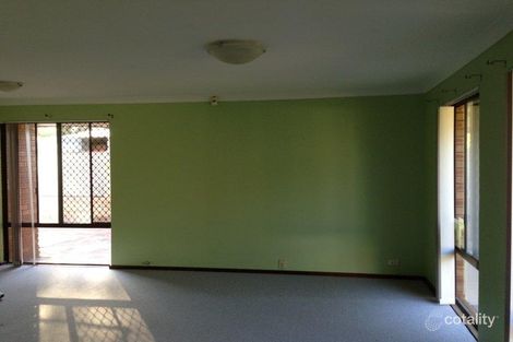 Property photo of 6 Hollybush Court Forrestfield WA 6058