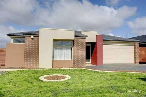 Property photo of 24 Lomandra Bowl Harkness VIC 3337