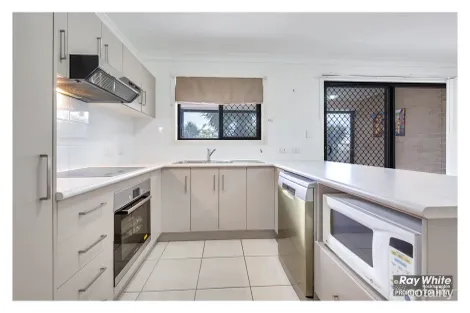 Property photo of 4 Conway Court Gracemere QLD 4702