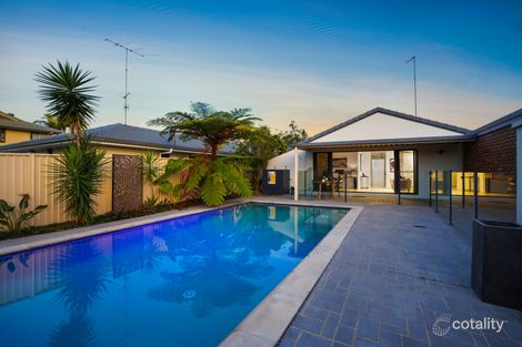 28 Pinon Cl, Elanora, QLD 4221