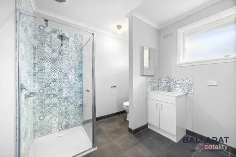 Property photo of 1/14 Christine Avenue Alfredton VIC 3350