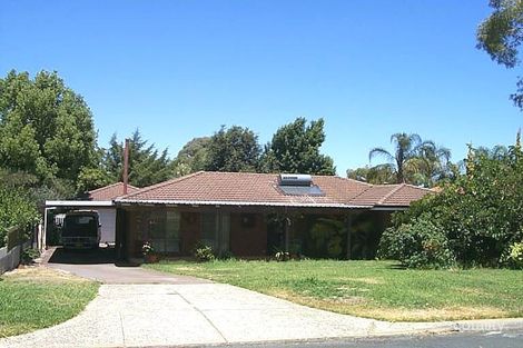 8 Waraker Way, Leeming, WA 6149