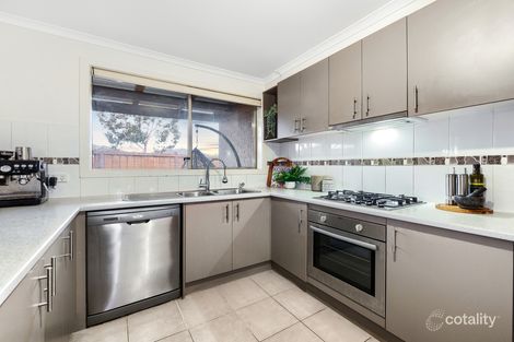 Property photo of 28 Banfield Place Lyndhurst VIC 3975