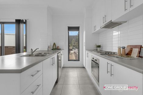 Property photo of 36 Tata Way Doreen VIC 3754