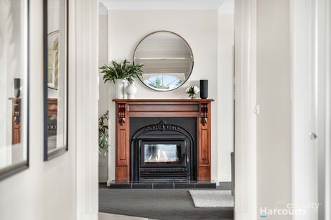 Property photo of 16 Highland Drive Pakenham VIC 3810