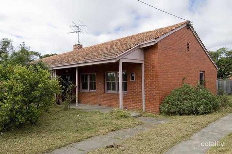 203 Aberdeen St, Newtown, VIC 3220