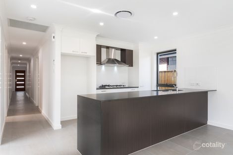 Property photo of 10 Watervale Avenue Catherine Field NSW 2557