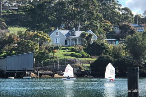 Property photo of 148 Flinders Street Beauty Point TAS 7270