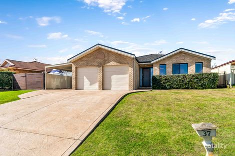 37 Wilton Dr, East Maitland, NSW 2323