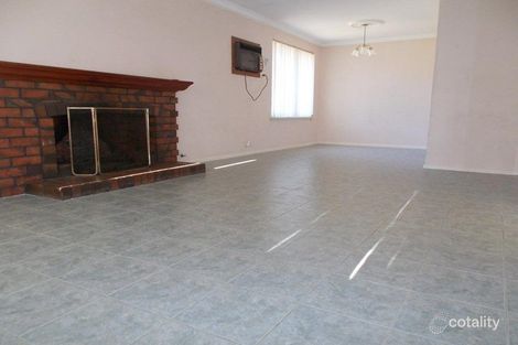 14 Friar Rd, Armadale, WA 6112