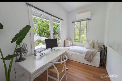 Property photo of 10 Nettleton Crescent Moorooka QLD 4105