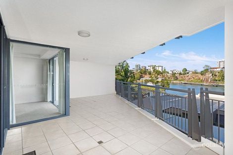 Property photo of 403/1 Holman Street Kangaroo Point QLD 4169