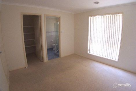 Property photo of 1/5 Weir Place Queanbeyan West NSW 2620