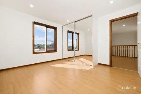 Property photo of 18 Silvermere Terrace Modbury Heights SA 5092