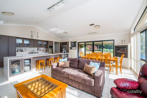 Property photo of 28 Lakeside Circuit Dubbo NSW 2830