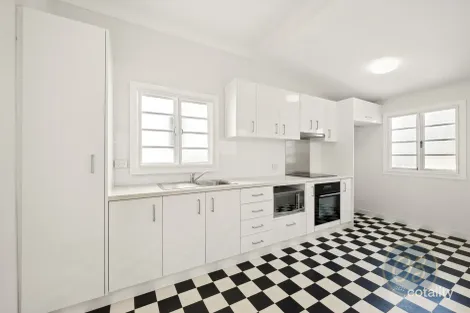 Property photo of 17 Murray Street Sandgate QLD 4017