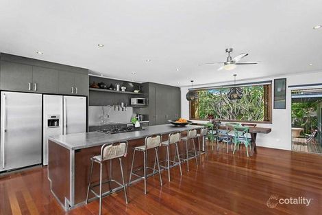 Property photo of 8 Turner Avenue Fairfield QLD 4103